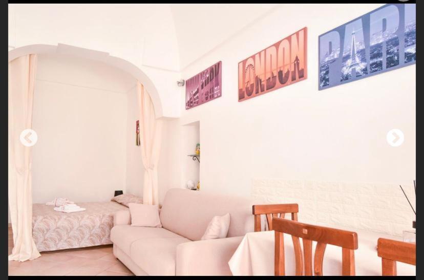 La Casa Delle Muse Apartment ออสตูนี ภายนอก รูปภาพ