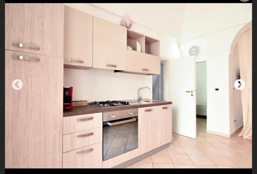 La Casa Delle Muse Apartment ออสตูนี ภายนอก รูปภาพ